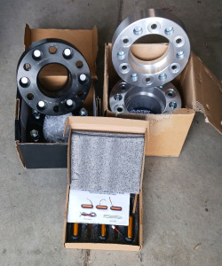 (4) Automotive Wheel Spacers w/ Wiring Kit - KSP & Rough Country