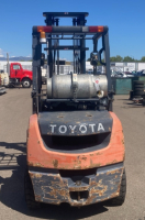 2007 TOYOTA 8FGU30 FORK LIFT - 9048 HOURS!! - 5