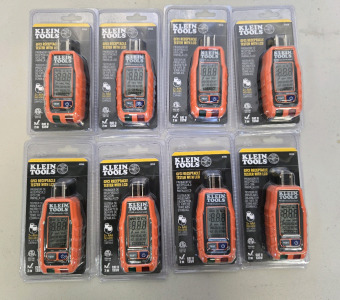 (8) Klein Tools GFCI Receptacle Tester with LCD RT250