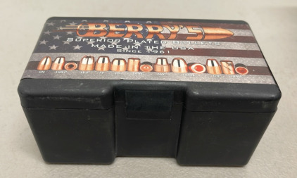 Berry&rsquo;s Box Of 250 40 Caliber 180 Grain Round Nose Bullets