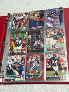 (1) Binder Buffalo Bills NFL Stars And HOF 90+ Cards