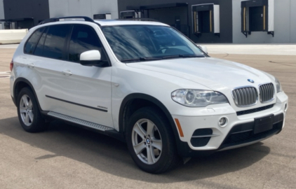 2012 BMW X5 - AWD!