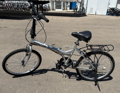 (1) 24&rdquo; Stowaway Grey Bike