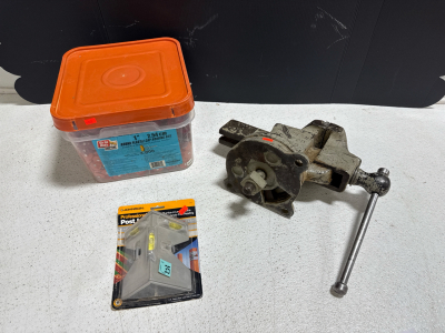 (1) American Scale Co Vise 6&rdquo; (1) Johnson Professional Post Level (1) Container Of 1&rdquo; Round Plastic Cap Roofing Nails