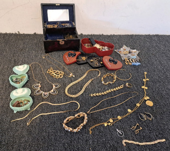 Jewelry And Trinket Boxes