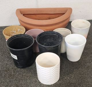 Plant Pot Lot!