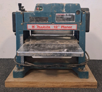 12" Makita Wood Planer