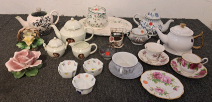 Teapot and Tea Cups, Including A Complete M J Hummel "Stormy Weather" Tea Set