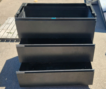 Black Metal 3 Drawer Filing Cabinet 41.5"Lx20"W&times;36.5"T