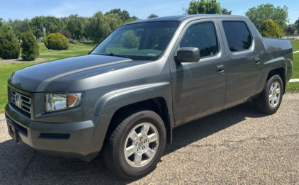 2008 HONDA RIDGELINE - 4X4! SUNROOF!