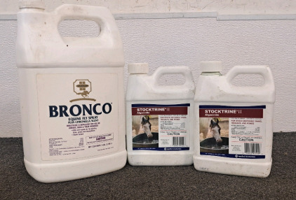 Bronco Equine Fly Spray And Stocktrine II Algeacide