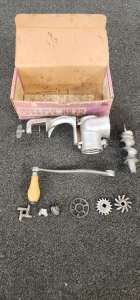 Vintage Universal No. 72 Food And Meat Chopper