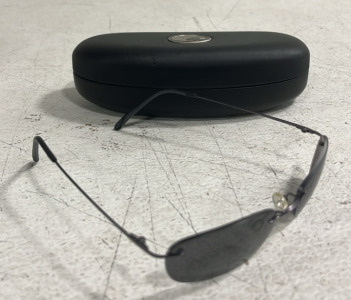 (1) Pair of Costa Del Mar Sun Glasses