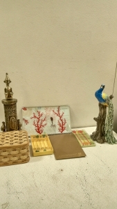 (1) Vintage Statue Vase, (1) Tray, (1) Peacock Statue, (2) Stir Stick Sets, (1) Art Museum Paper, (1) Basket