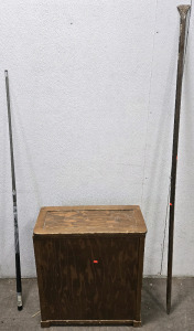 Lightweight Wood Storage Box w/ Lid, Fiberglass Pool Cue, Heavy Duty Pri-Bar