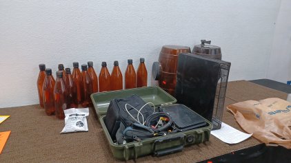 Eootbeer Barrels/bottles & More.