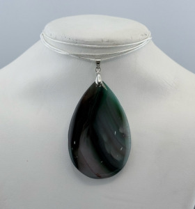 (1) 108.50 ct Beautiful Large Striped Agate Gemstone .925 Necklace
