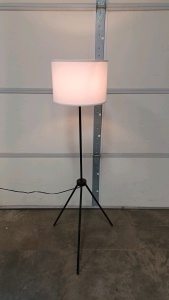 58" H Floor-Standing Lamp