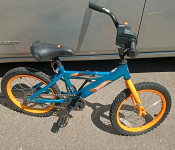 16 Inch Hot Wheels Bike Blue