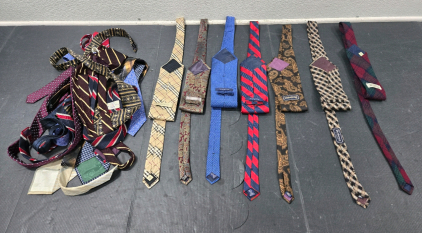Large Lot Of Expensive Name-Brand Ties - Including Brands: Burberry of London, Paul Fredrick, Banana Republic, Huntington, & More!