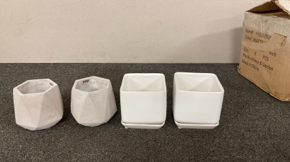 (10) Planting Pots