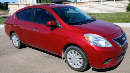 2013 NISSAN VERSA - 89K MILES!