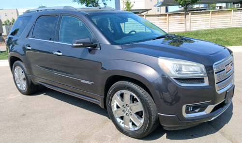 2014 GMC ACADIA - AWD!