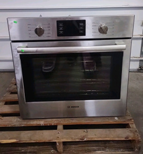 A Bosch 500 Series Single Wall Oven 30" Stainless Steel HBL5451UC/03