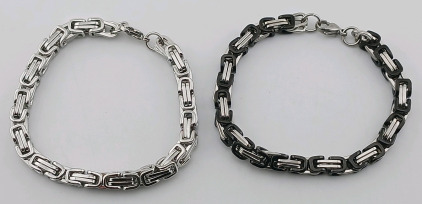 (2) Men&rsquo;s Link Bracelets &ndash; Silver & Black Stainless Styles