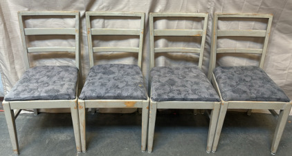 (4) Vintage Matching Dining Chairs