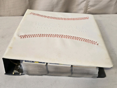 Binder Of 1988 Topps Baseball Cards