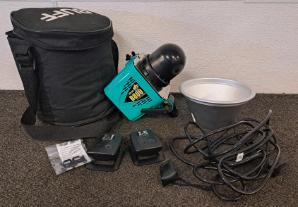 Alien Bees 800 Flash Unit