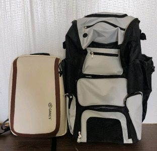Gang's SaharaSage Splendid Premium-Rucksack, And A Rolling Travelers Carry On Bag