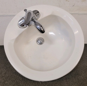 Bathroom Sink With Chrome Faucet