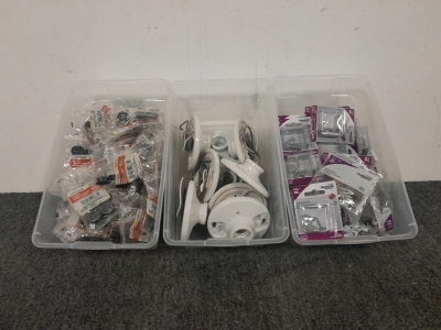 (9) 660W, 250V Porcelain Lamp Holders, Corner Braces & Recessed Finger Grip Cup Pulls