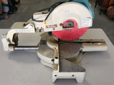 Makita Compound Slide Saw