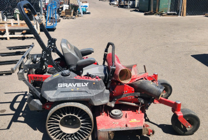 Gravely Zero Turn Lawn Mower. With a Kawasaki Engine.
