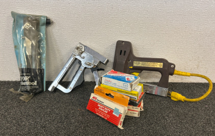 ETN-50 Electric Staple Gun Tacker, Six Boxes Of Ace Hardware Heavy Duty Staple Gun Staples, Silver Nail Stapler Gun, Heavy Duty Pop Rivetool