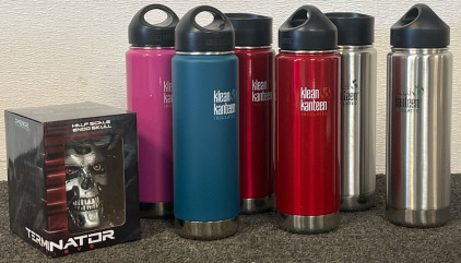 (6) Stainless Steel Water Bottles & Terminator Genisys Half scale endo Skull by Chronicle