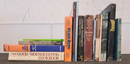 Miscellaneous Books, Including A George Washington Biography, "Adventures Of Huckleberry Finn", And "Troll: Identification And Price Guide"