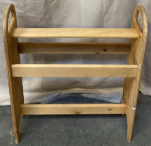 Small Wooden Blanket Rack