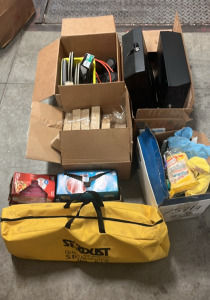 (2) Box Of Cleaning Supplies (1) Box Of Sponges & More