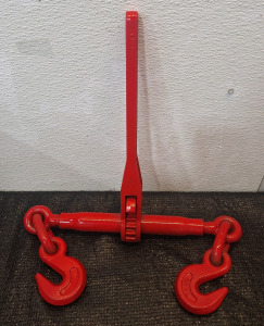 (1) Ratchet Load Binder, 3/8" - 1/2", WLL9200LBS / MBS33000LBS