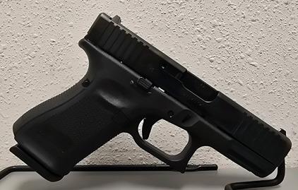 *New* Glock 23 Gen5 .40S&W Semi Automatic Pistol W/ Case And Accessories-- BVCZ072
