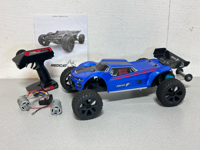1/10th Scale HiSpeed High Performance Racing Car Ready To Run. Upgraded Brushless Motors With Upgraded Speed Control System. Has Remote.