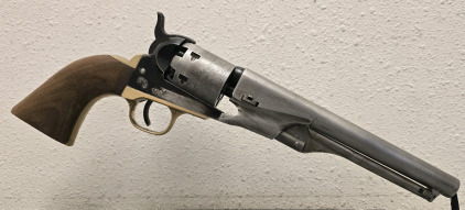 Connecticut Valley Arms Model 1860 .36 Cal Black Powder Revolver W/ Engraved Cylinder-- 6071