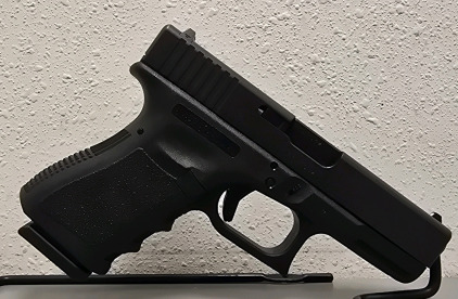 *New* Glock 23 .40S&W Semi Automatic Pistol W/ Case And Extra Magazine-- AGAT542
