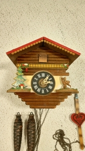 (1) Vintage West German Cucco Clock
