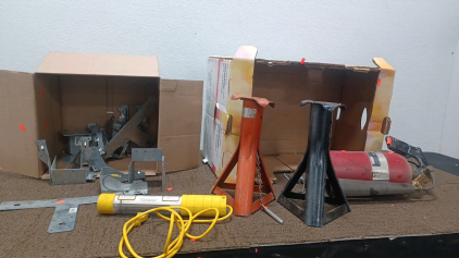 Fire Extinguisher & Jack Stands. Bayco Light Hanger & More.