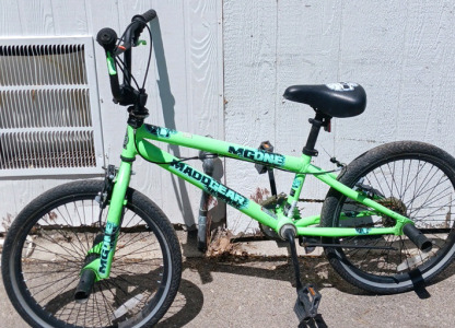 Neon Green MadGear Kids Bike MGone - 20 Inch